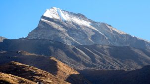 Tharpu Chuli Peak